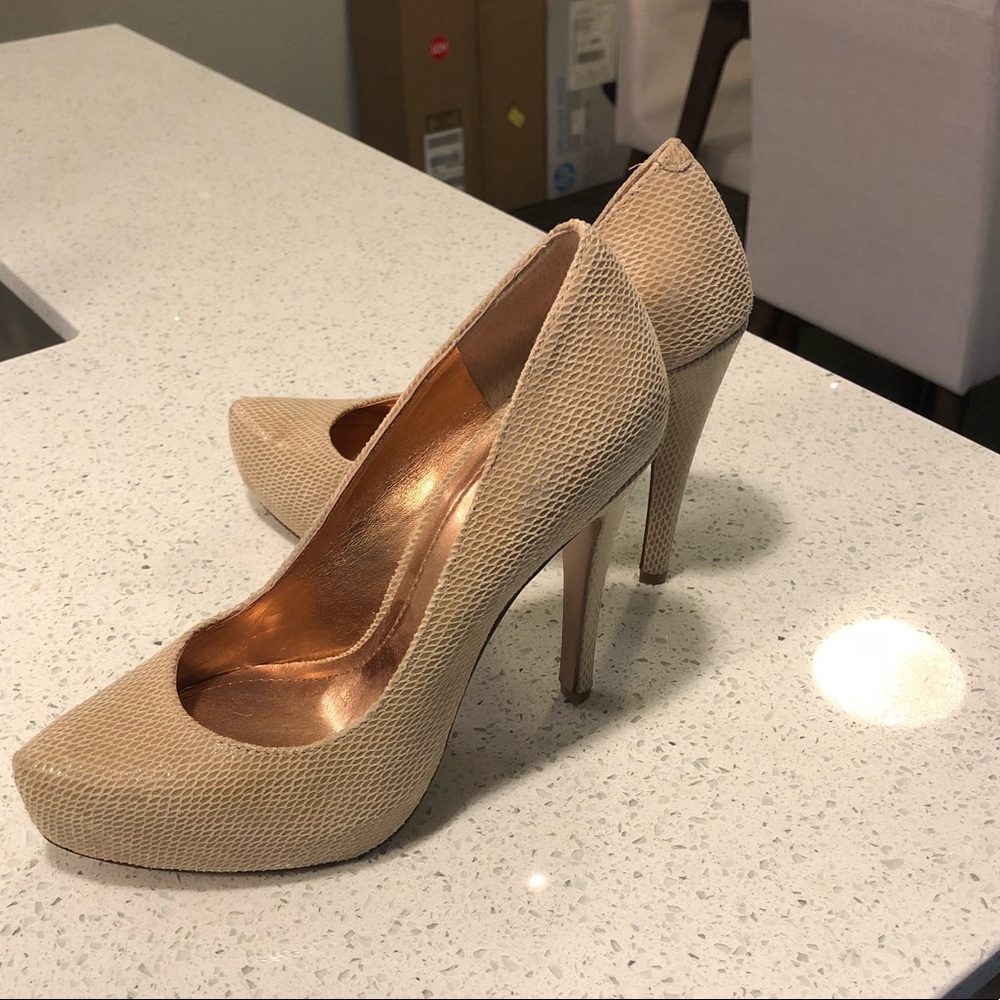 BCBG Generation Pumps!